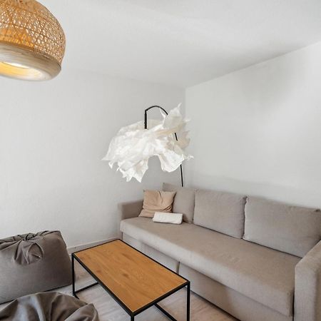 Affordable Comfort In Zurich Apartment ภายนอก รูปภาพ