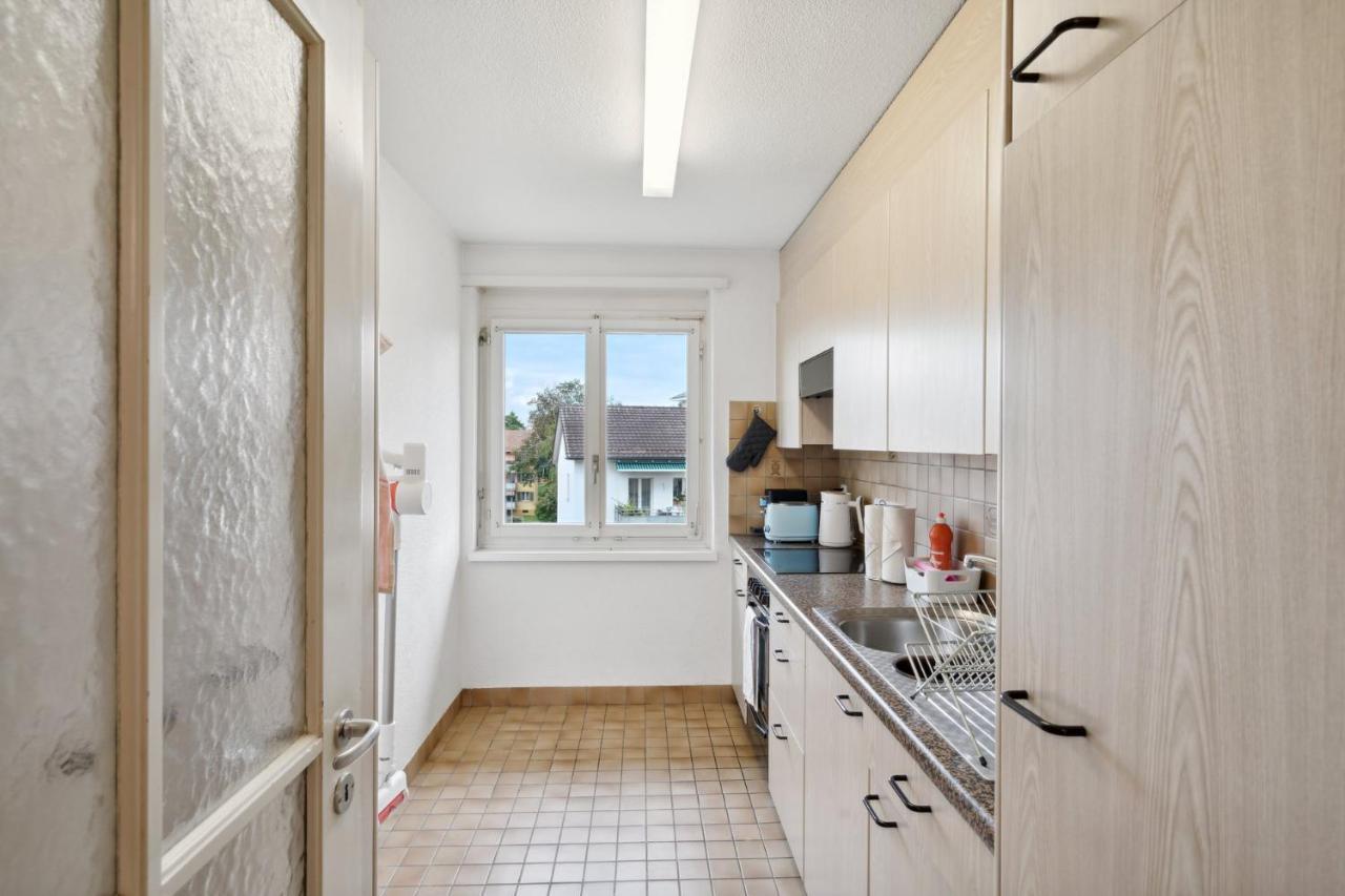 Affordable Comfort In Zurich Apartment ภายนอก รูปภาพ