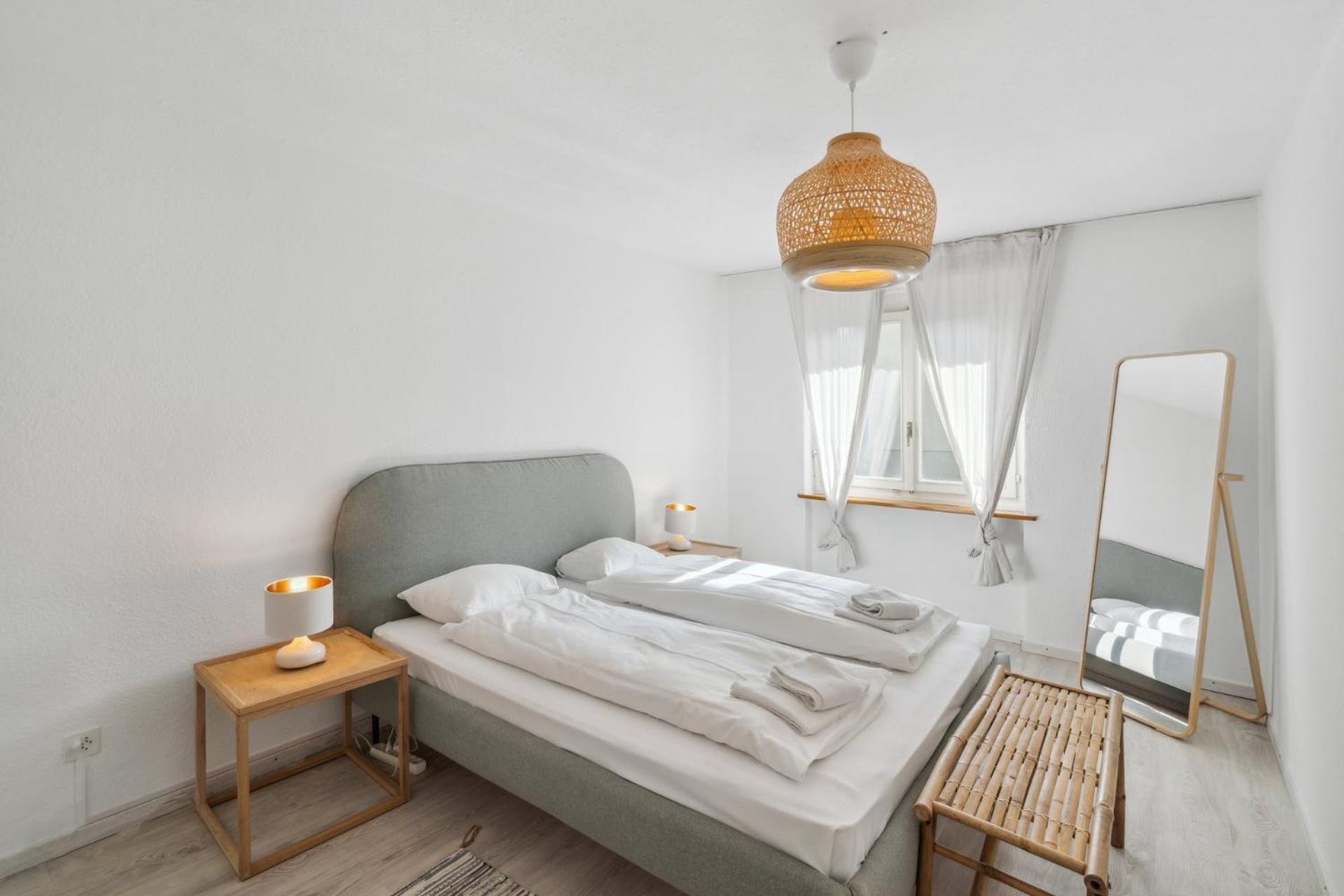 Affordable Comfort In Zurich Apartment ภายนอก รูปภาพ