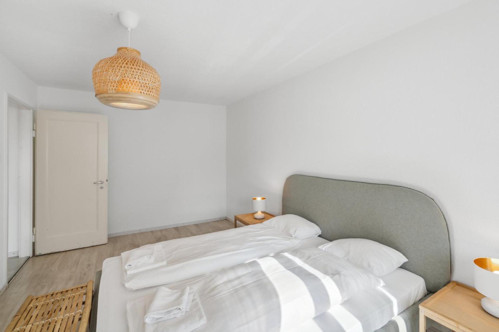 Affordable Comfort In Zurich Apartment ภายนอก รูปภาพ