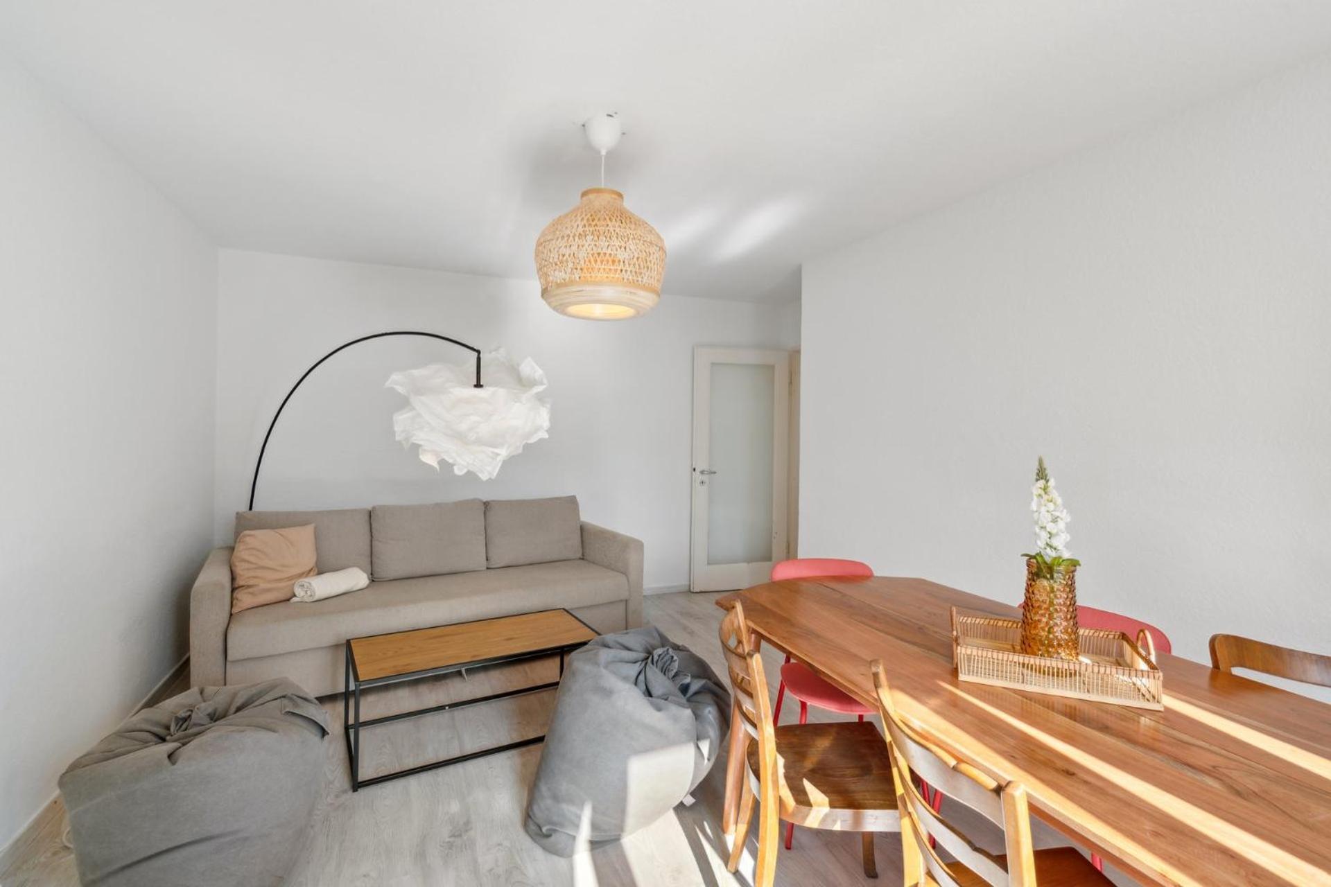 Affordable Comfort In Zurich Apartment ภายนอก รูปภาพ