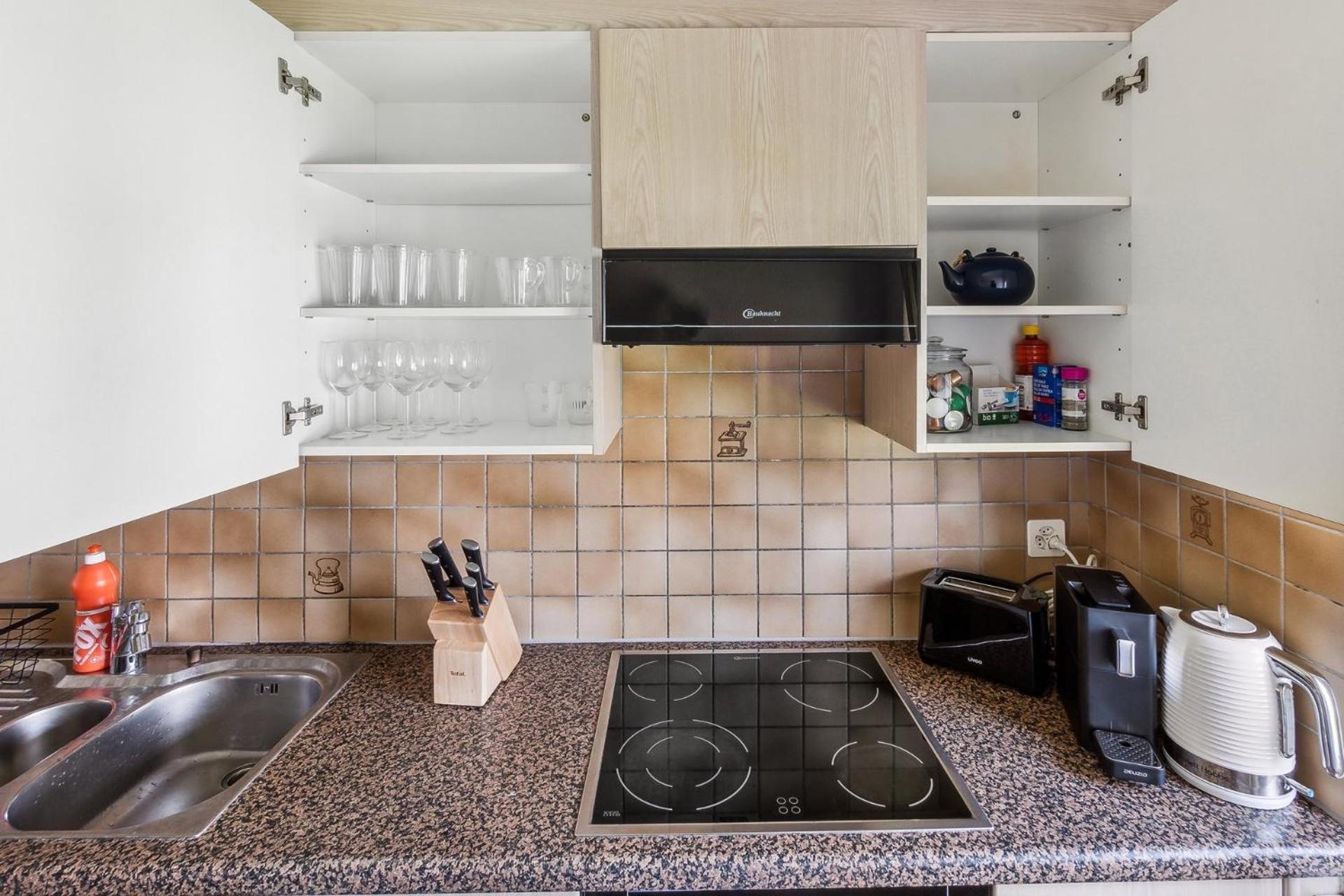 Affordable Comfort In Zurich Apartment ภายนอก รูปภาพ